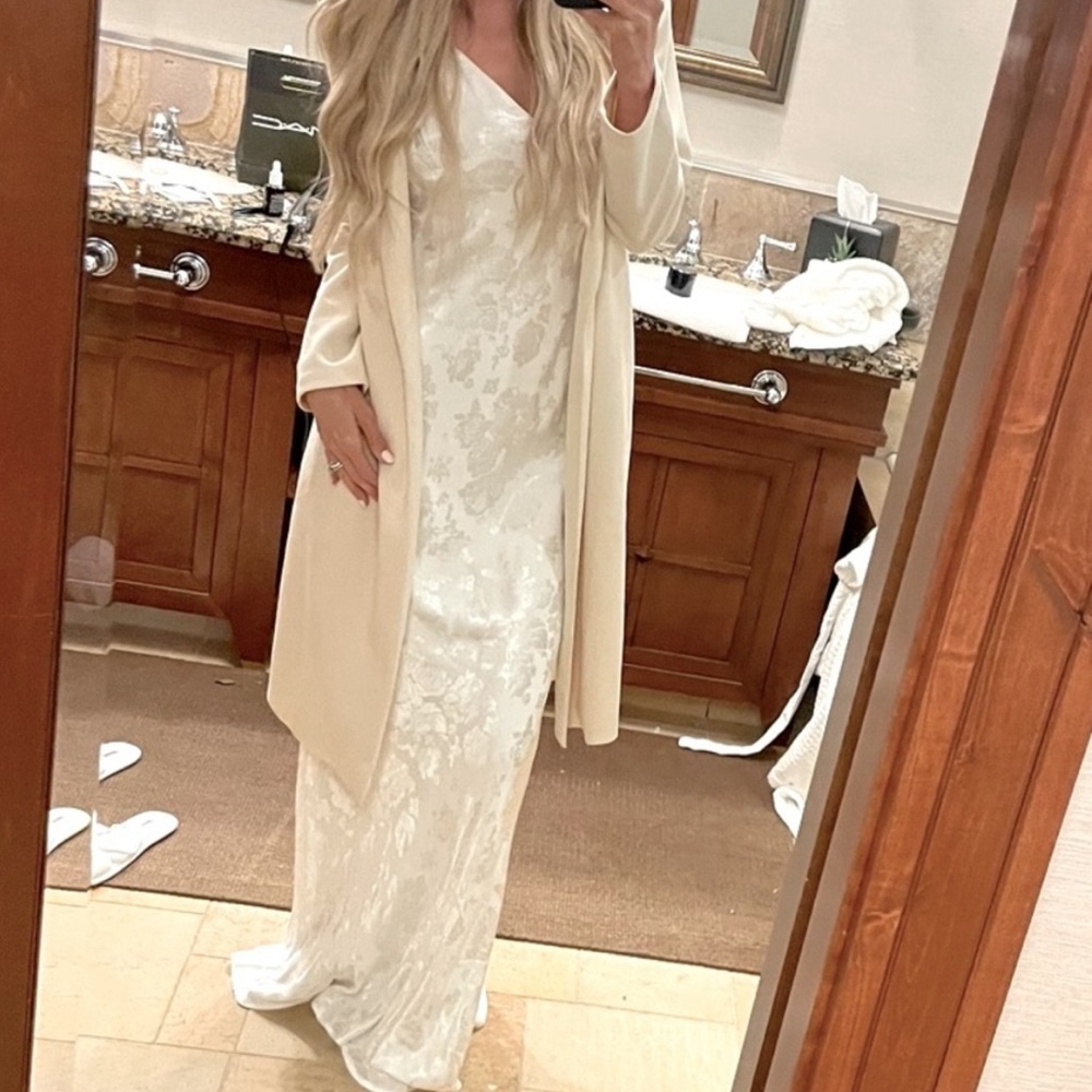 Light cream white coat